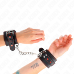 Polso Nero Con Intarsio Cuore Rosso Regolabile 21-28 Cm X 5,5 Cm - Kink - immagine 4