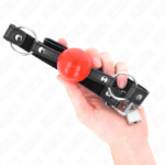 Ball 4 Cm Gag Con Serratura Sfera Rossa Cinturino Nero 60 X 2 Cm - Kink - immagine 4