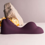 Vibratore Viola Ruby Glow Da Sedere - Rocks-Off - immagine 4