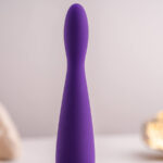 Petite Sensations Teazer Plug Anale Vibratore Viola - Rocks-Off - immagine 4