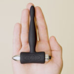 Petite Sensations Teazer Plug Anale Vibratore Nero - Rocks-Off - immagine 4