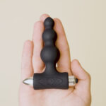Petite Sensations Bubbles Plug Anale Vibratore Nero - Rocks-Off - immagine 6