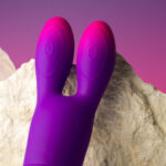 Vibratore Flessibile Glo-Girl Bunny Viola - Rocks-Off - immagine 5